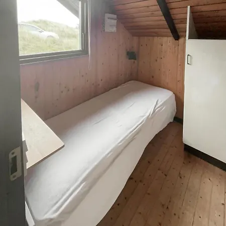 3 Bedroom Amazing In Semesterbostad *